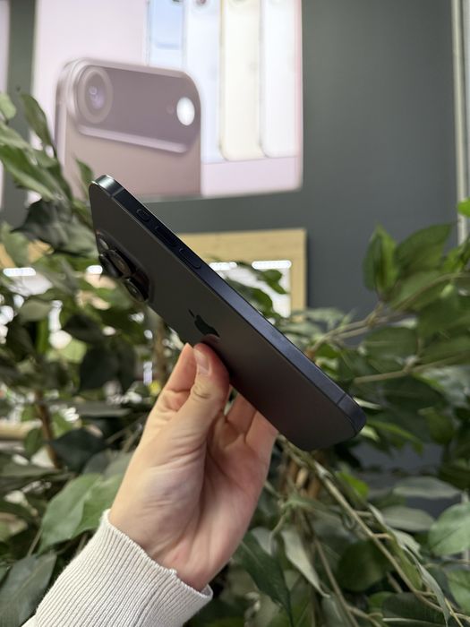 iPhone 15 Pro Max 256GB Black Titanium