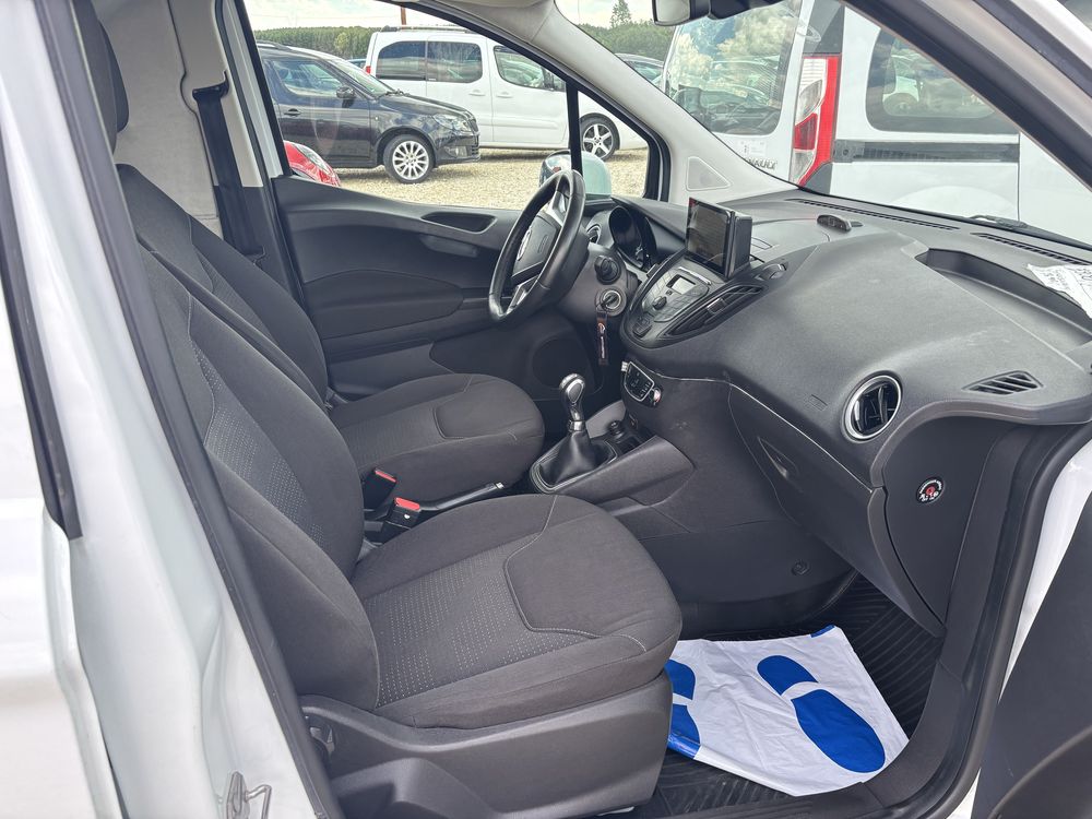 Ford Courier 1.5 TDCi 2019 – Ekonomiczny, Niezawodny, Gotowy do Pracy!