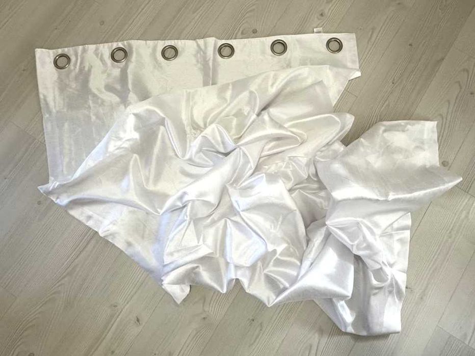 Штори білі на люверсах DUNELM, 2 шт. стан нових