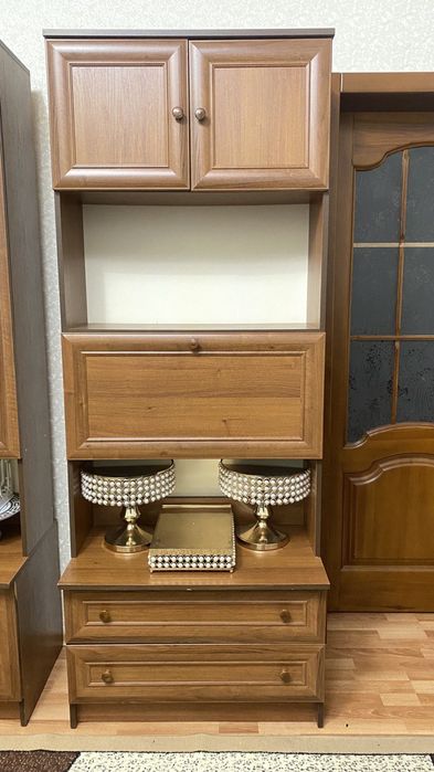 Гостиный шкаф(бар)
