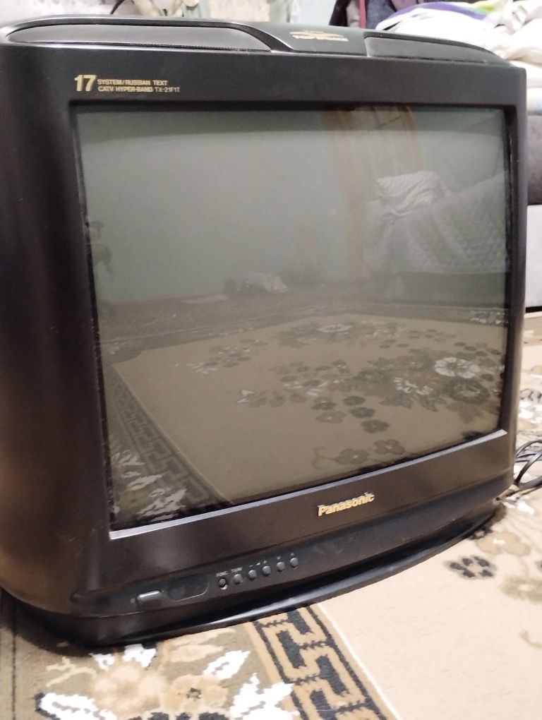 Продам телевізор PANASONIC TX-21F1T