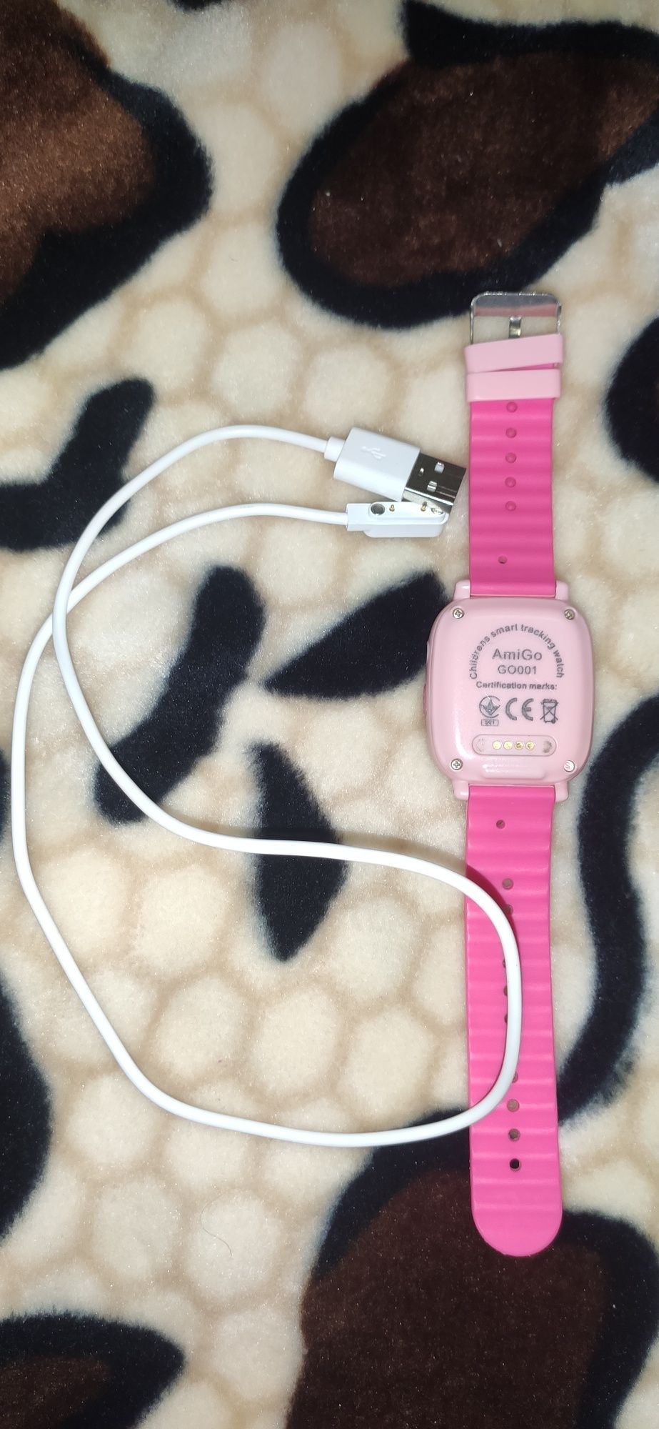 Смарт-часы детские AmiGo GO001 iP67
