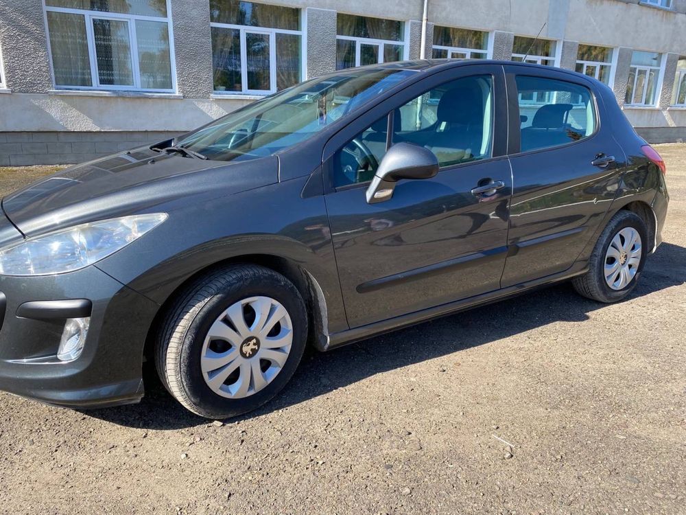 Продам автомобіль Peugeot 308