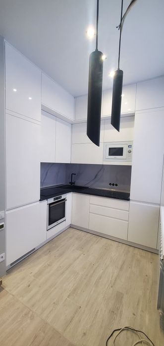 Кухня без ручек под заказ