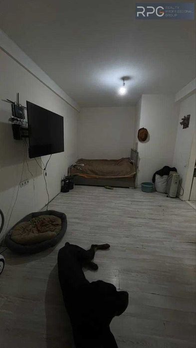 Продам 1-к квартиру, навпроти ТРЦ РЕСПУБЛІКА, вул. Василя Касіяна, 10