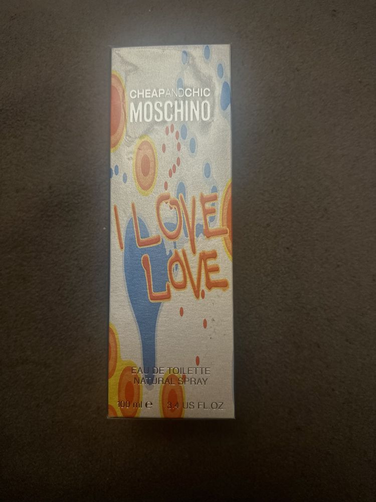 Туалетна вода Moschino I Love Love