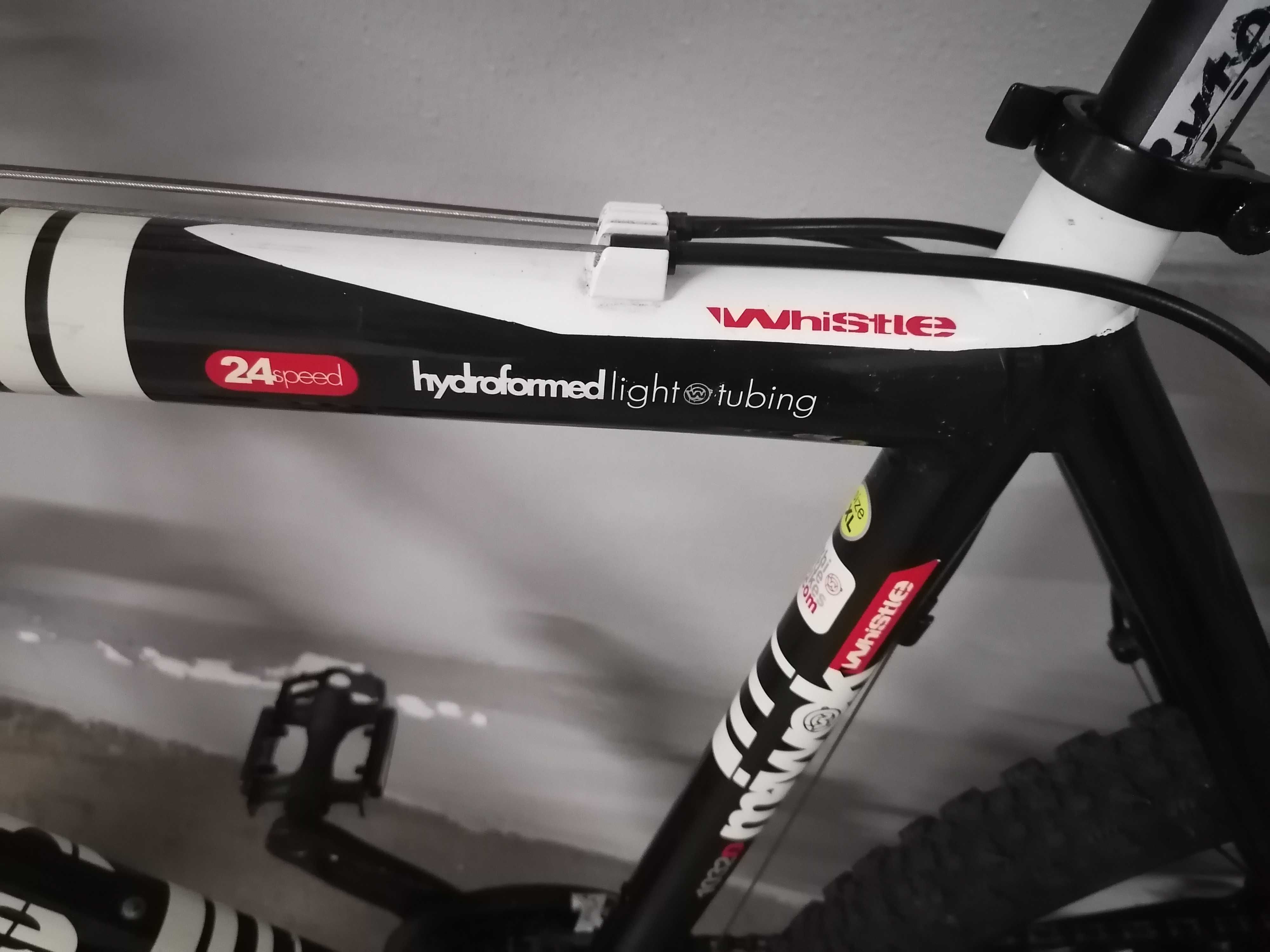bicicleta btt mtb bike  wistle travões disco excelente estado