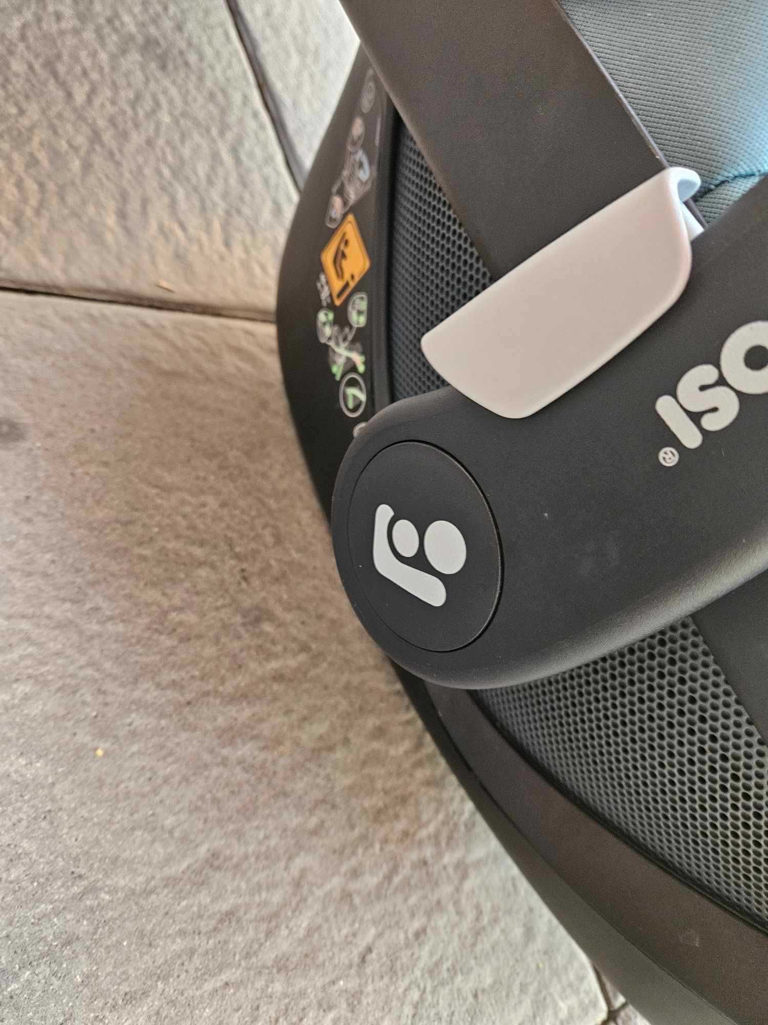 Maxi Cosi Pebble 360 + FamilyFix 360