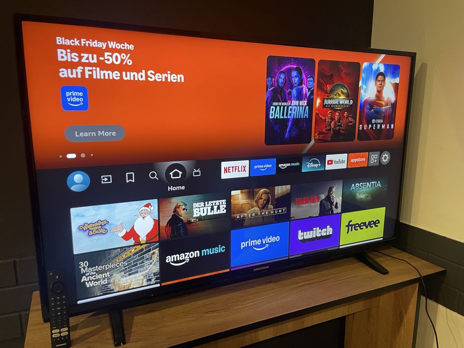 Телевізор Grundig 50 Smart TV 4K