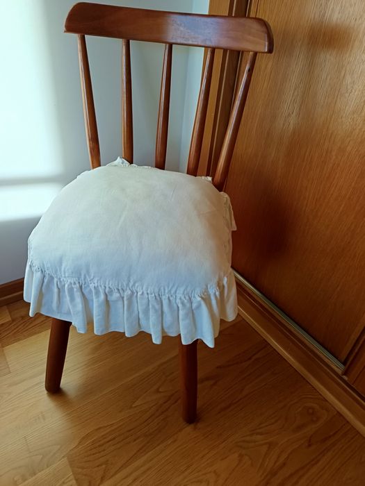 Cadeira estilo romântico