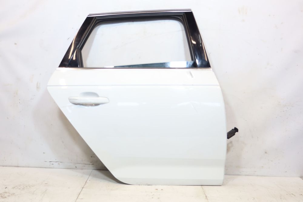 DRZWI PRAWY TYŁ AUDI A4 B9 LY9C