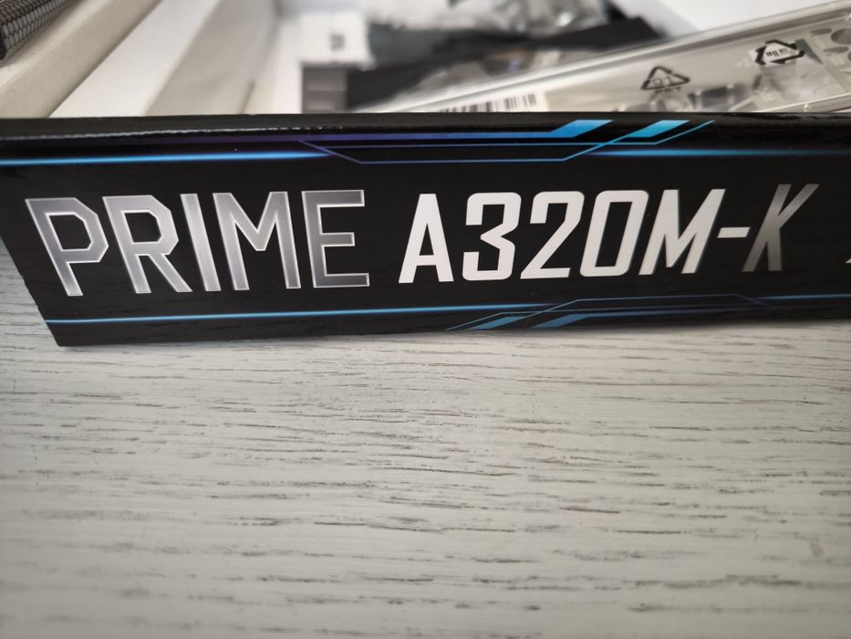 Материнська плата Asus prime a320m-k