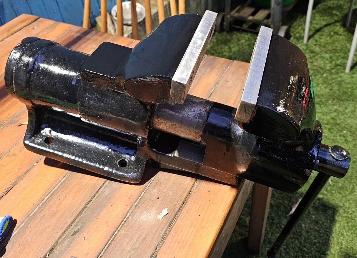 Imadło stare Po Renowacji żeliwne ciężkie 30kg szczęki 140mm