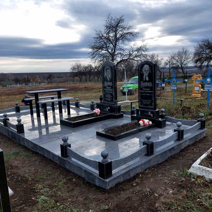 Пам'ятники Ритуальний дім "Спокій"