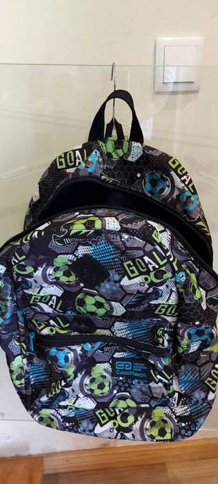 Mochila escolar para menino
