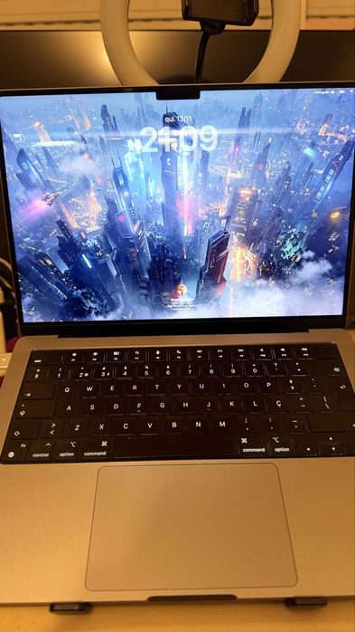 Macbook Pro M1 Pro 2021 16GB
