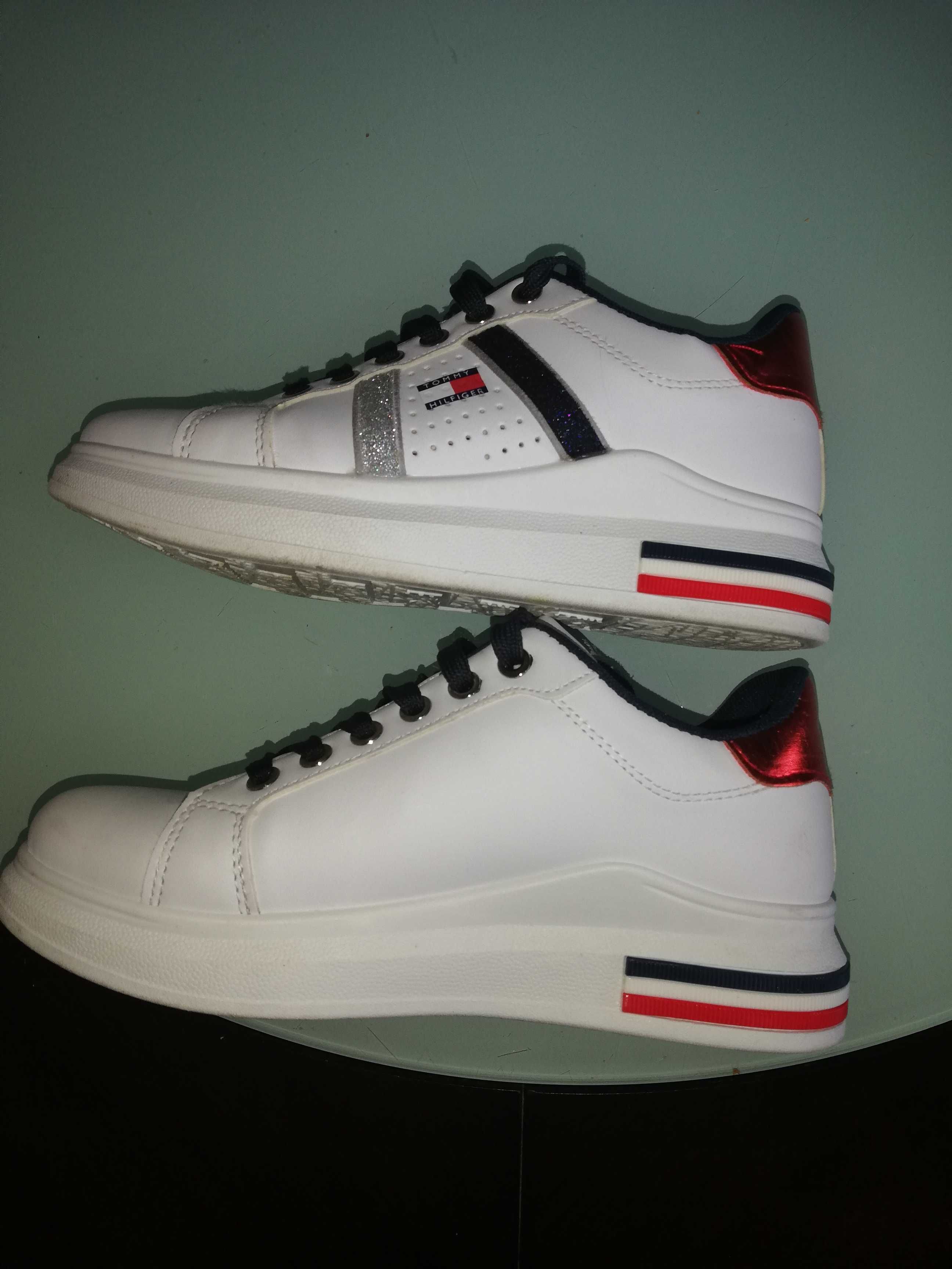Tenis senhora da Tommy