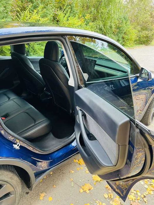 Tesla Model Y 2021 80.5 kWh Dual Motor AWD