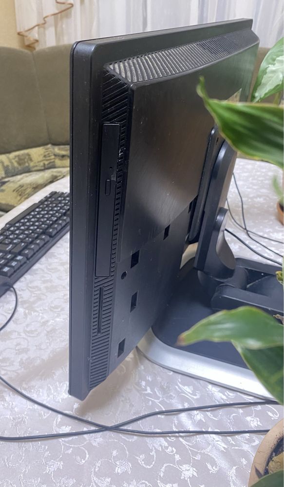ігровий моноблок AsusPRO 24" FullHD 8/256GB SSD NVIDIA GeForce 930M