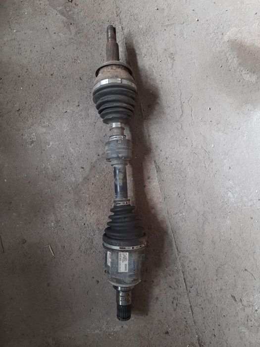 Toyota RAV4 Полуось 2.2D 4wd 2012+ левая