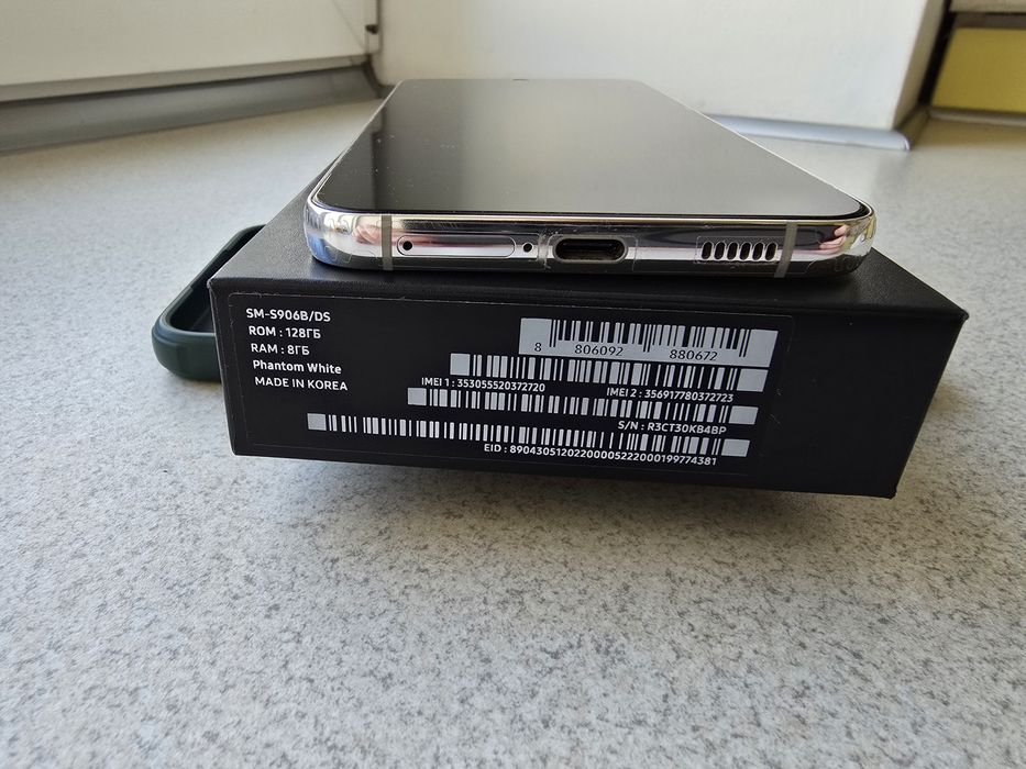 Продам Samsung S22 plus в ідеальному стані