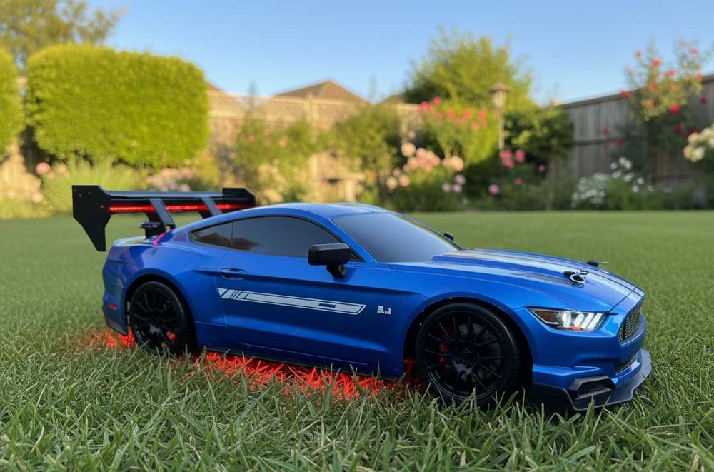 Машинка для гонок / дрифту на радіокеруванні на радиоуправлении 20см