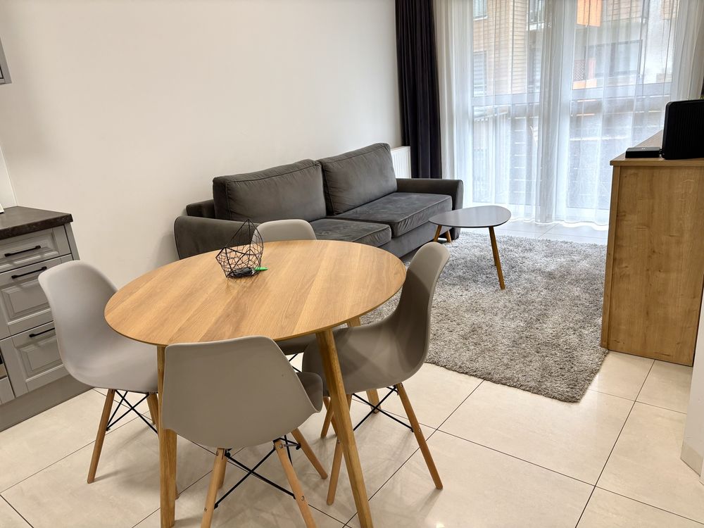 Komfortowe Noclegi Pracownicze w Toruniu - Balkon/Parking/Bilard/2-8os