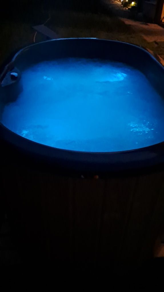 Jacuzzi, jakuzzi,balia,basen,bania