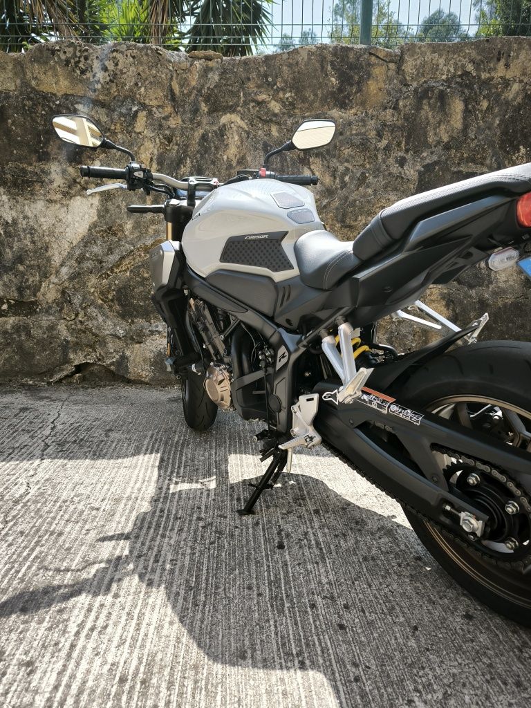 Honda CB 650 R 70kw