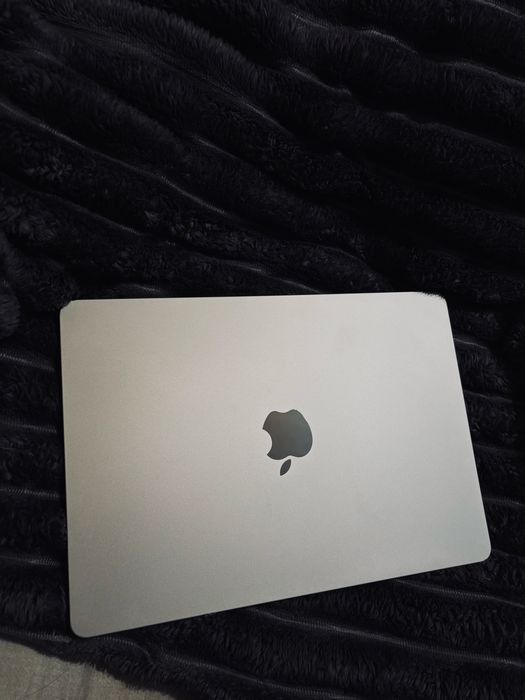 Apple MacBook Air 13.6 M2 16Gb 256Gb MC7W4 Starlight