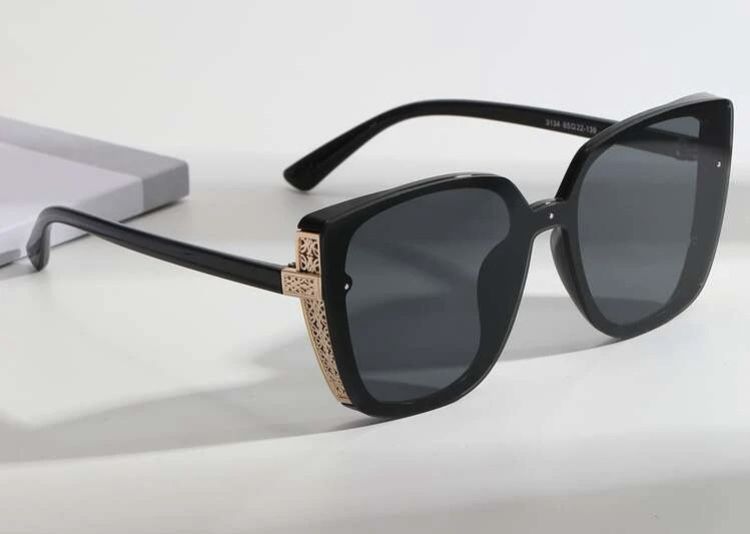 Oculos de Sol novos