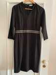 Vestido Decenio preto, meia manga
