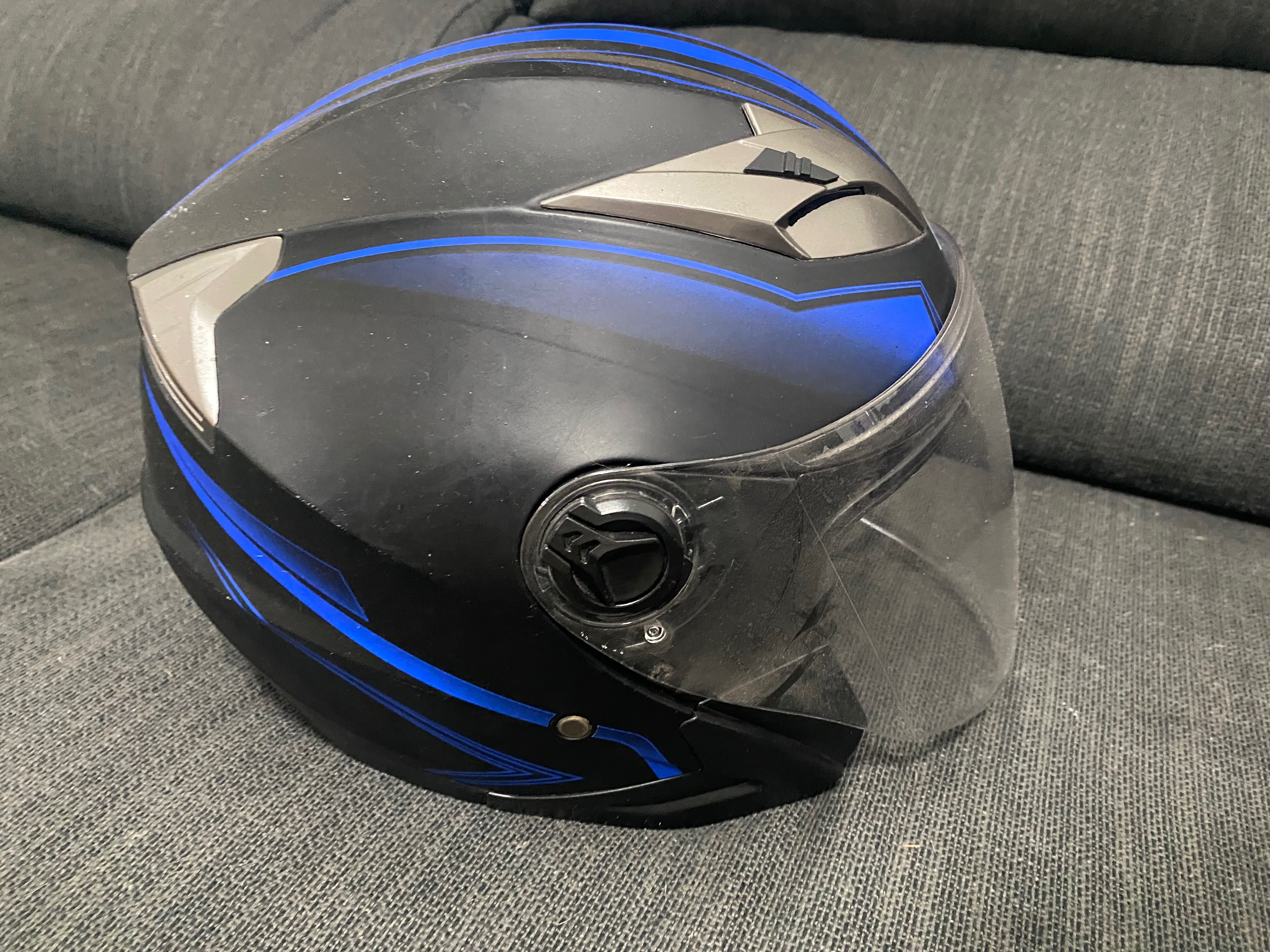 Capacete Mota pista