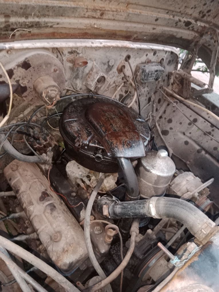 Газон Газ 53 v8 бортова бензинка