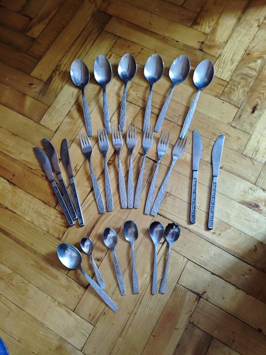 Продам вилки, ложки, ножи столовые бу