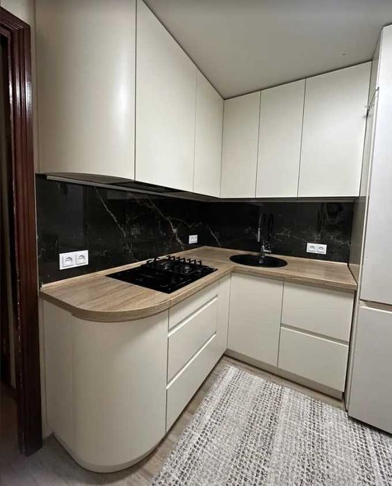 продаж 2 кім квартира ЦЕНТР АГВ цегла євроремонт меблі