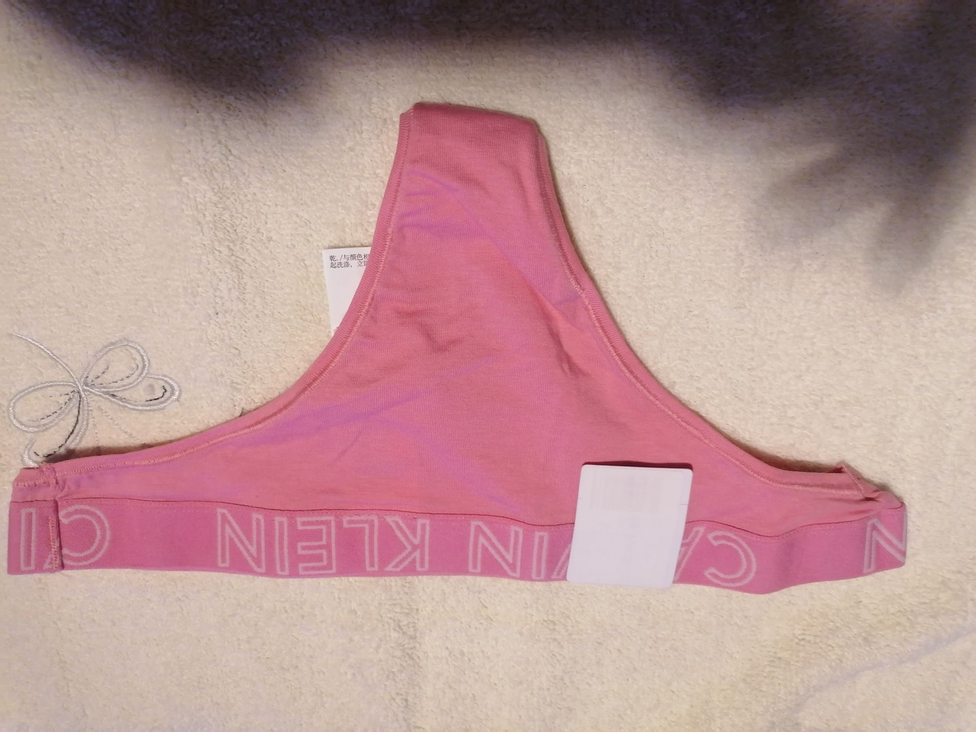 Calvin Klein. Stringi damskie rozmiar XS.