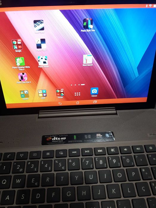 Computador e  portátil Asus c novo