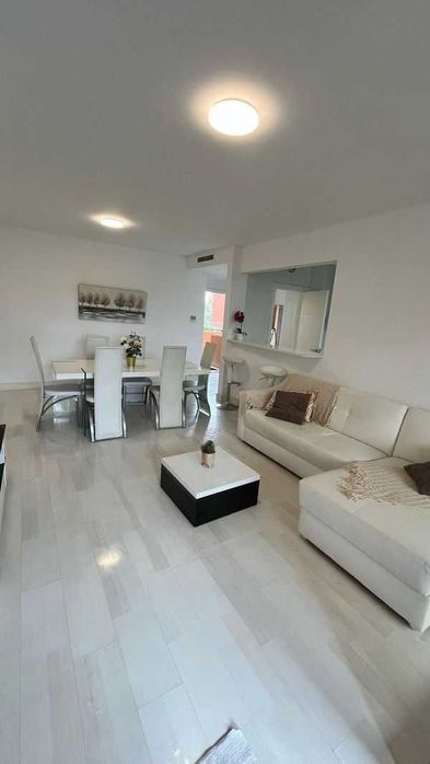 Arrendamento de apartamento t2 na Rua dos Três Castelos