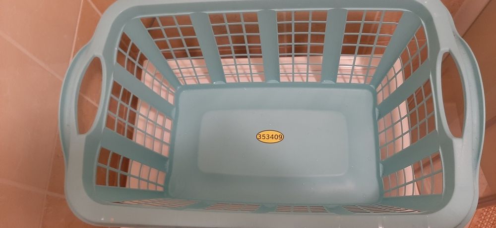 Kosz na pranie plastikowy