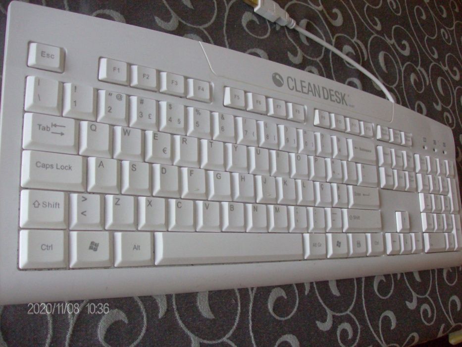 Teclado de secretária como Novo