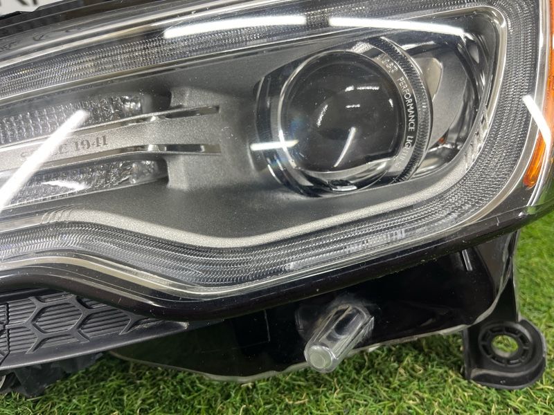 Фара левая Jeep Grand Cherokee WK2 3.0 Diesel EXF 2014
