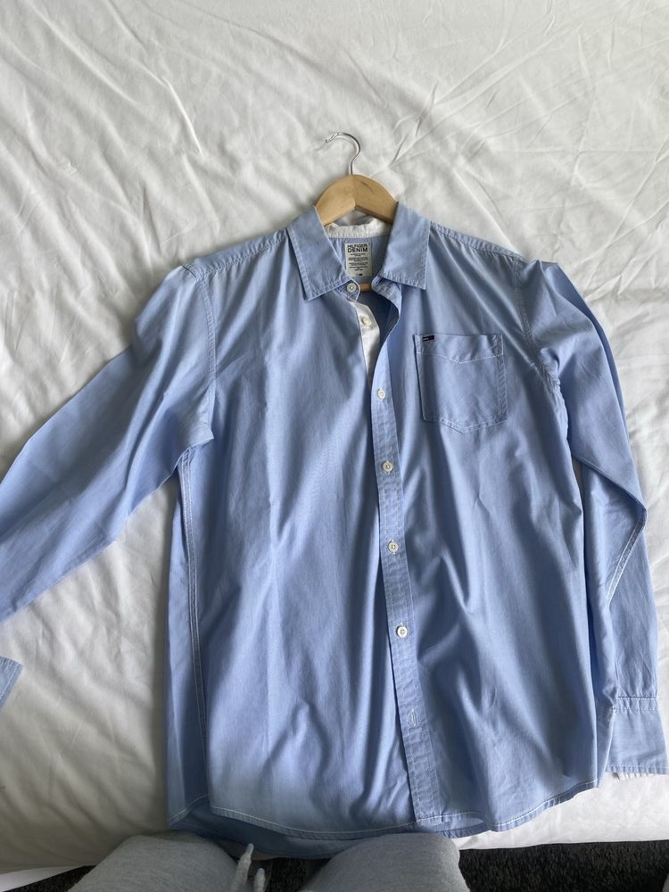 Camisa azul Tommy Hilfigher tamanho M