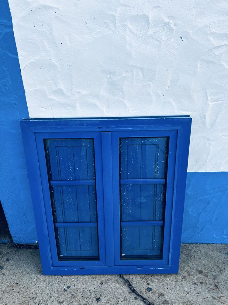 Janela aluminio com veda luz
