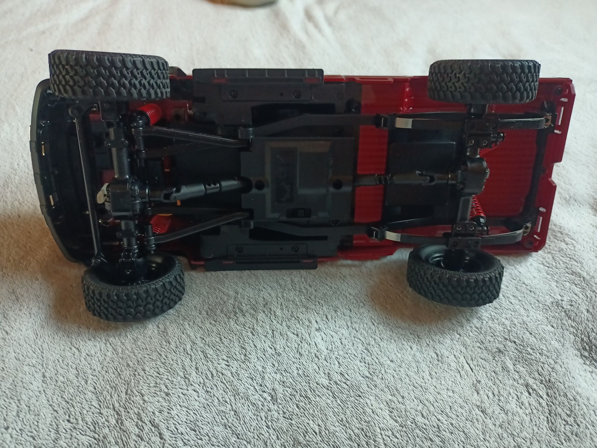 MN82 RC Auto zdalnie sterowane 4x4