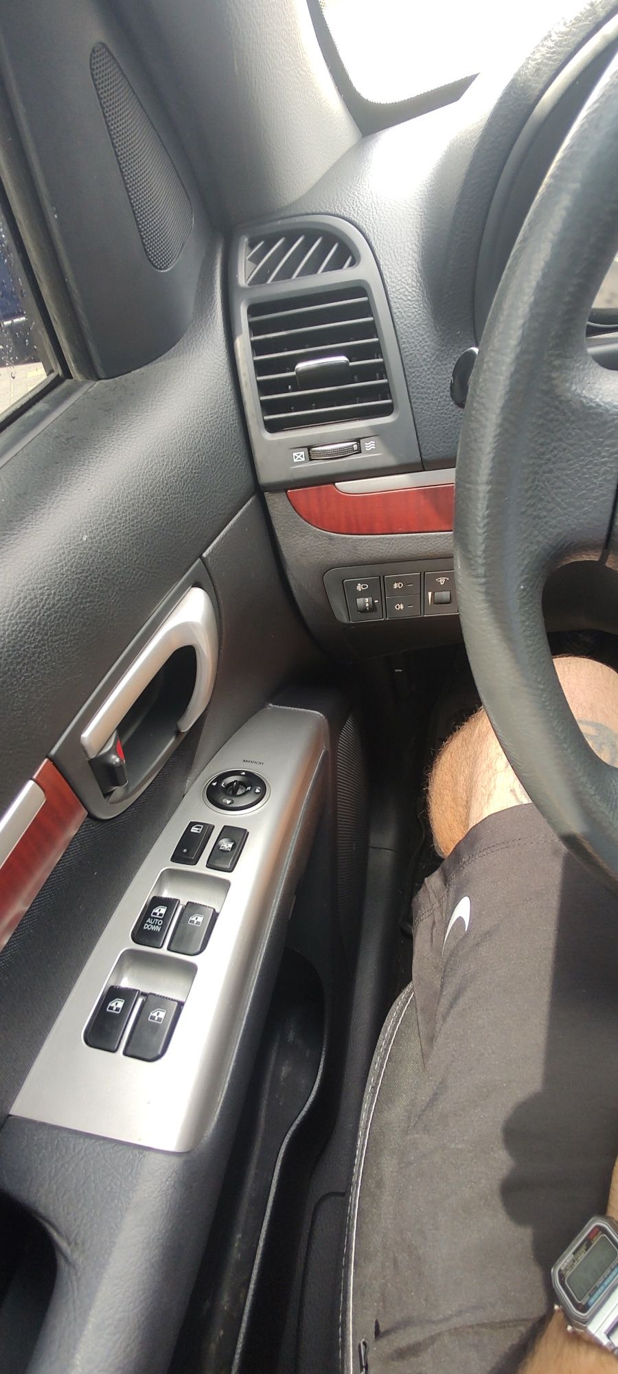 Продам Hyundai Santa Fe 2007