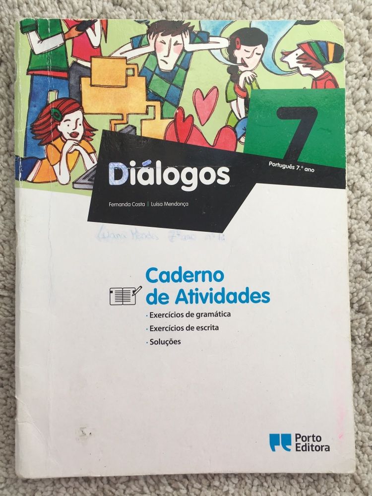 Manual português “Diálogos” 7° ano