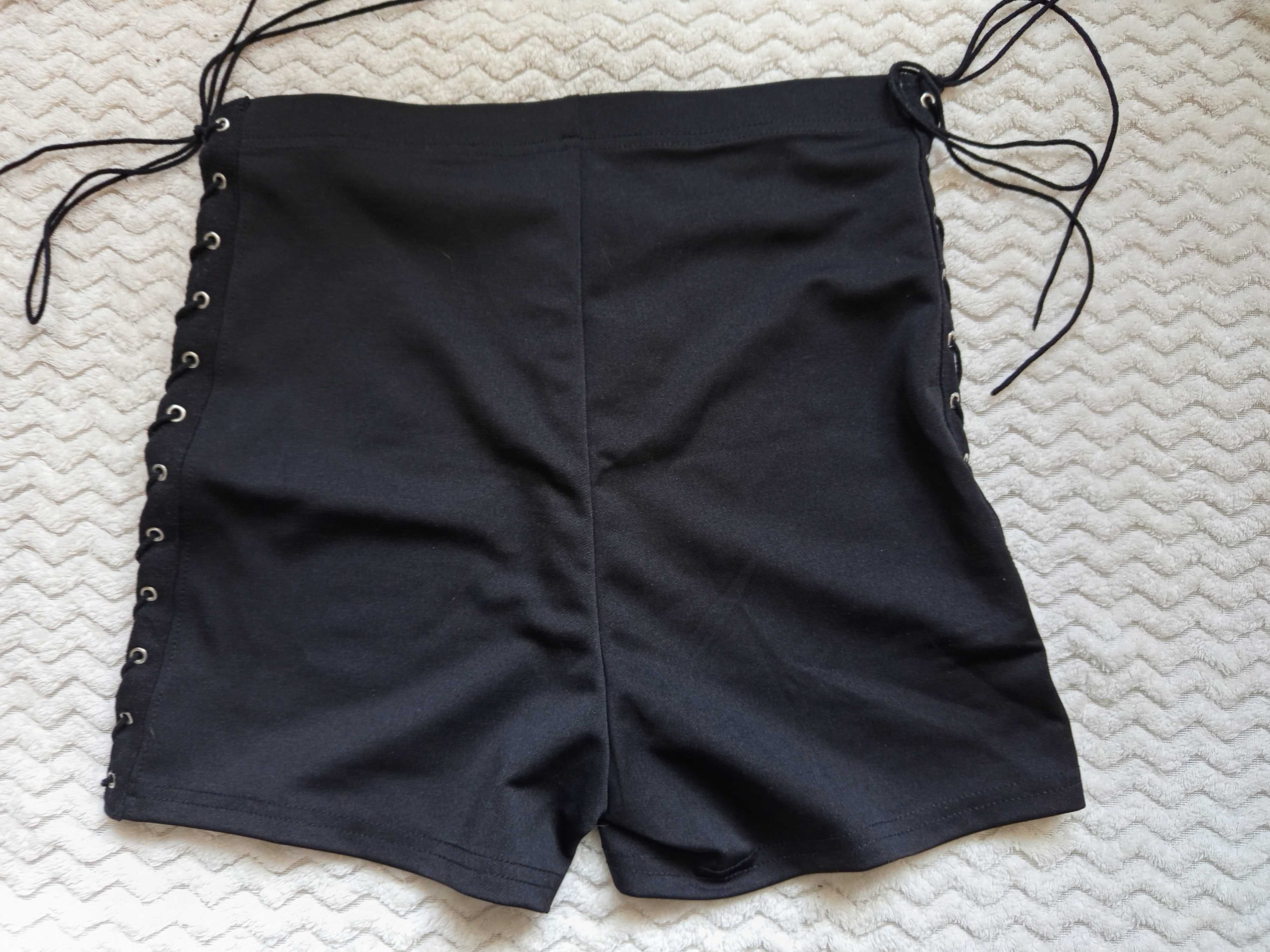 Shorty, spodenki czarne M