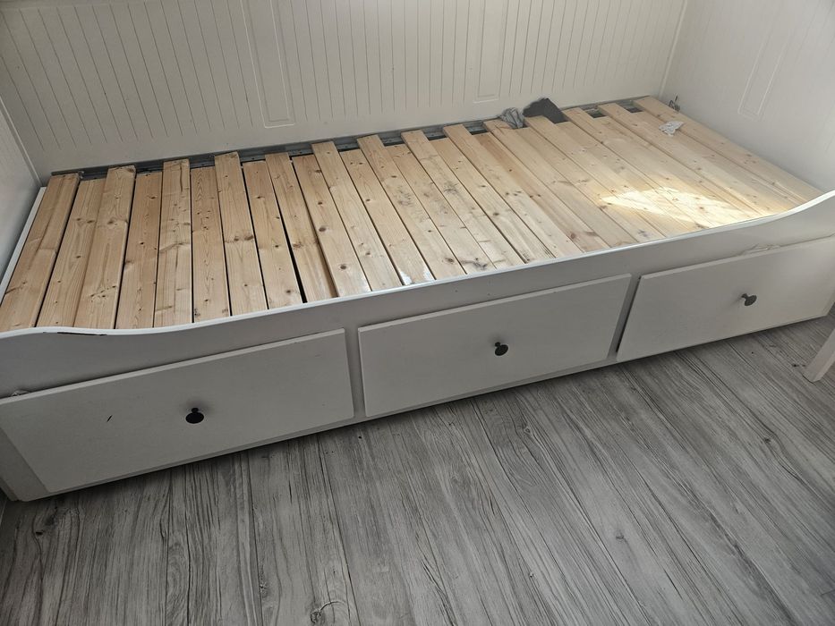 Łóżko leżanka Hemnes użuwanA
