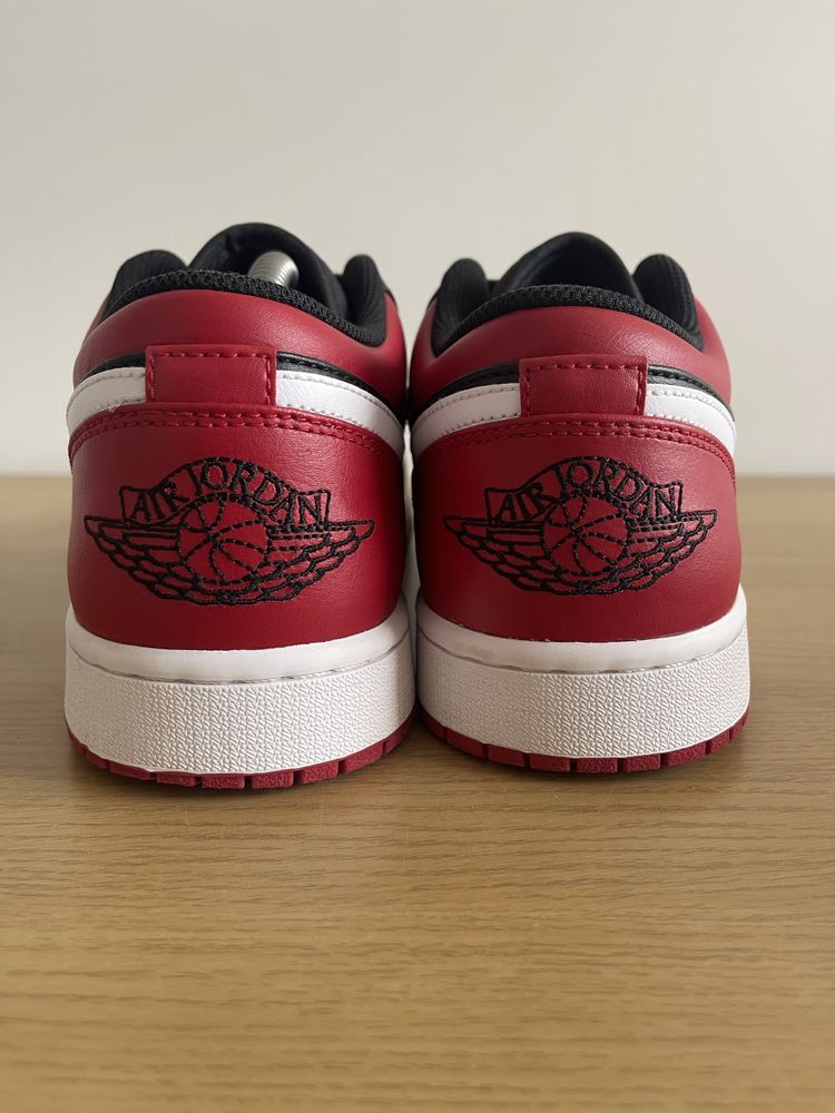 Jordan 1 Low Bred